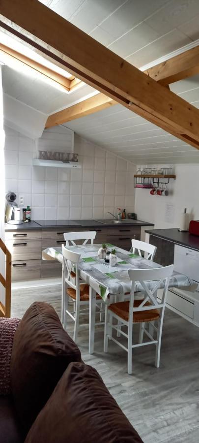 Chez Christelle Apartment *